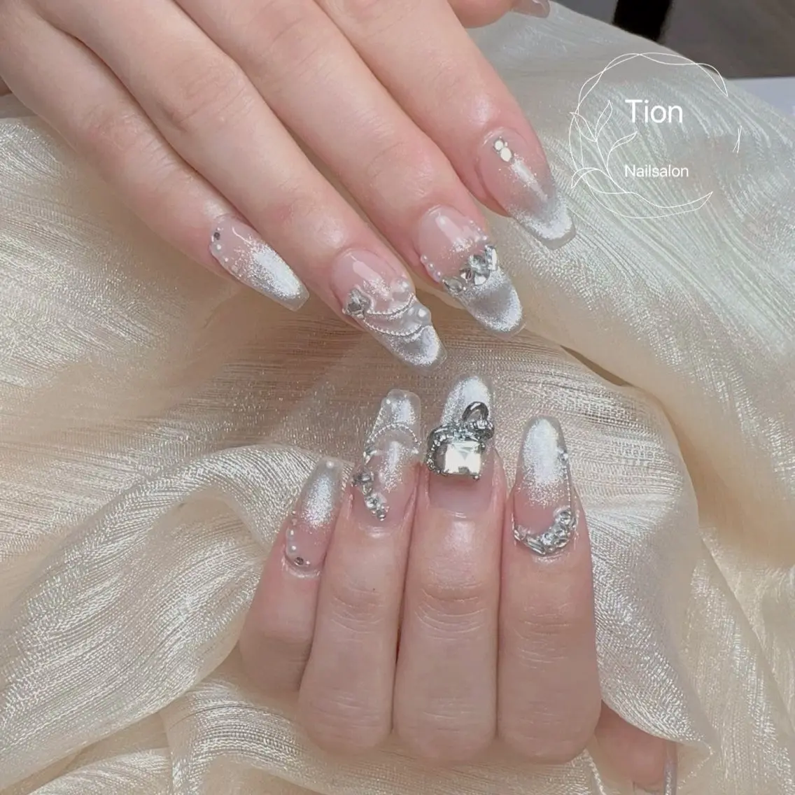 ネイル チークネイル 長さ出し フットネイル フレンチネイル ジェルネイル Nailsalon Tion 川崎店のネイルデザイン