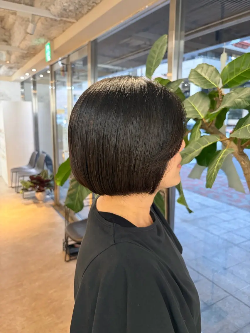 ショート カットモデル unaのヘアスタイル