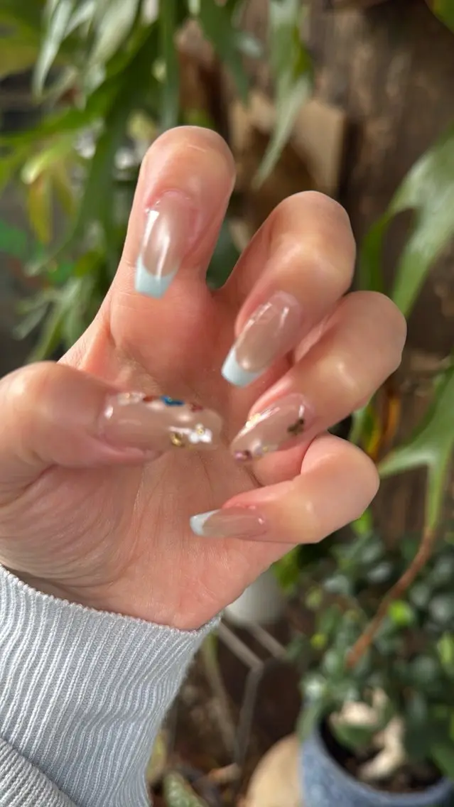 ネイル フラッシュネイル フラッシュマグ フットネイル フレンチネイル 韓国ネイル SAKU nail 作島茜のネイルデザイン