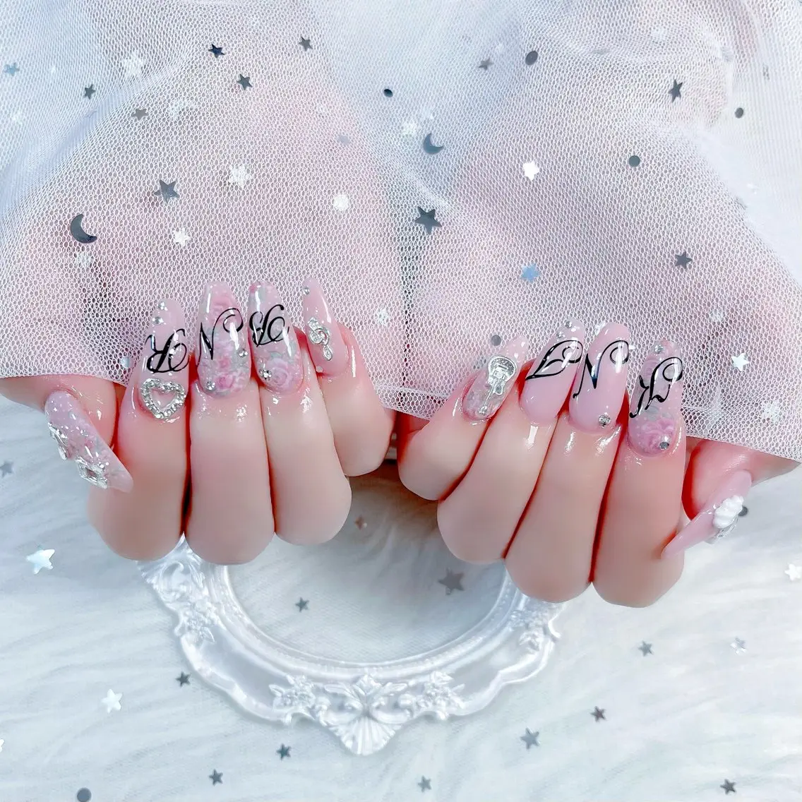 ネイル チークネイル 長さ出し フレンチネイル ジェルネイル グラデーション ハンドネイル THANHTHANH NAILのネイルデザイン
