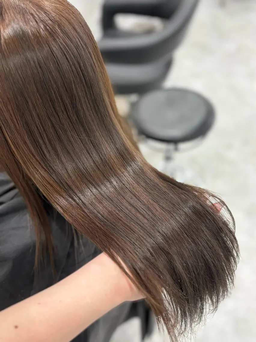 ロング カット ヘアカラー トリートメント ヘッドスパ ヘアセット ベージュブラウン /レイヤー /まなかのヘアスタイル
