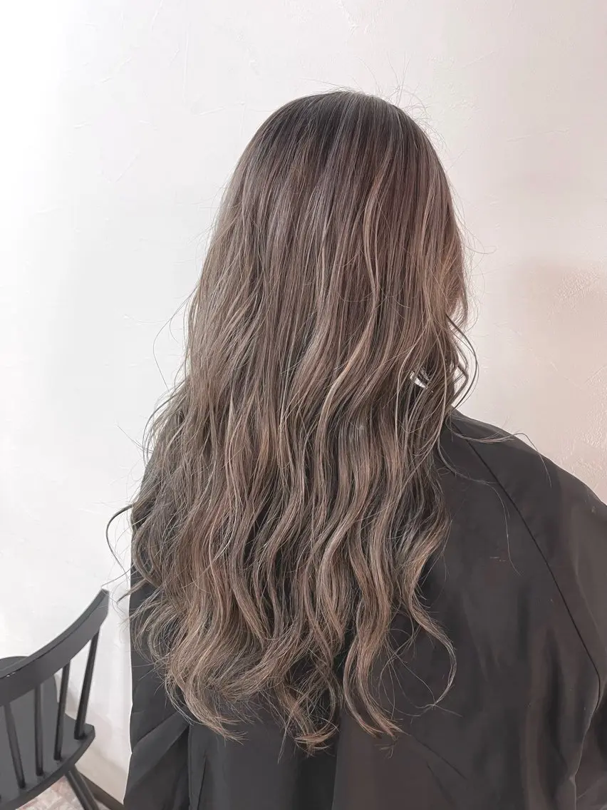 ロング カラー 神野 洸都のヘアスタイル