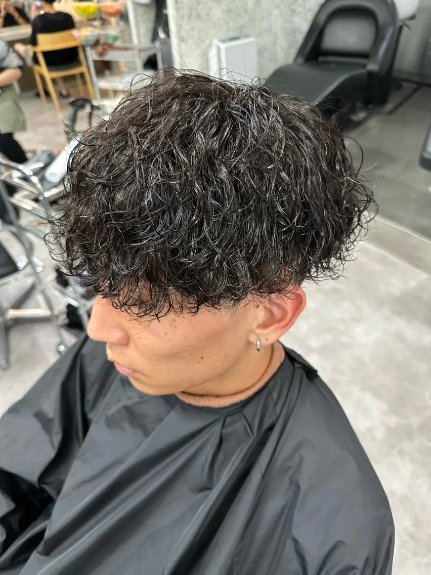 パーマ 【メンズパーマ】比嘉 啓人のヘアスタイル