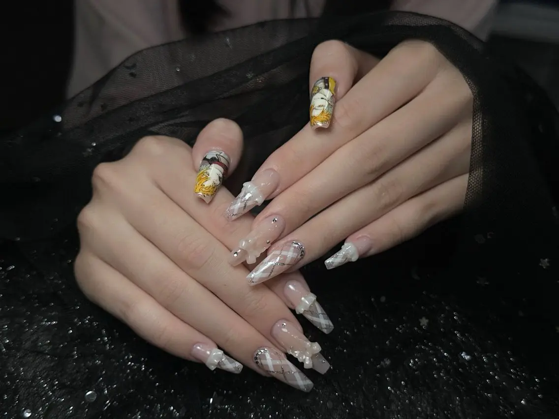 ネイル 成人式 フラッシュネイル フレンチネイル ジェルネイル グラデーション ハンドネイル Umiko🪆 Nailのネイルデザイン