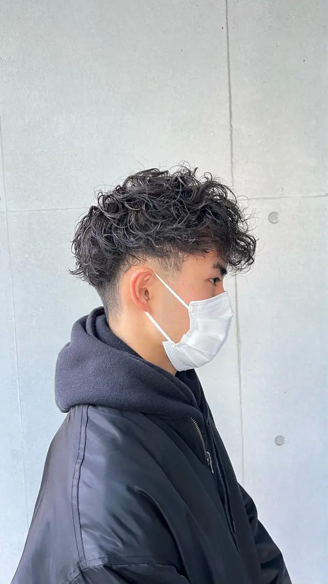 ショート パーマ メンズ カット パーマ 湘南のパーマ職人 🔥清水琉葵🔥のヘアスタイル