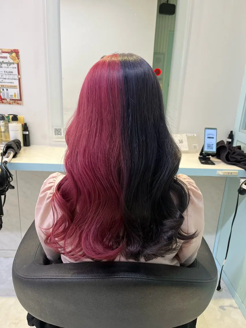 セミロング カラー ヘアカラー トリートメント ブリーチカラー 🩵MIZUKIのヘアスタイル