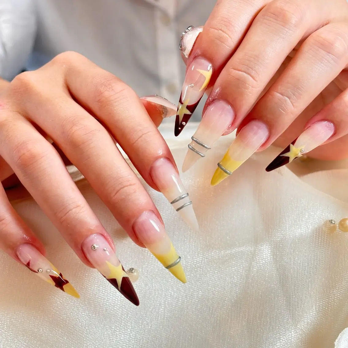 ネイル 桜ネイル 長さ出し フレンチネイル 韓国ネイル マグネットネイル ハンドネイル Kiwami nailsalonのネイルデザイン
