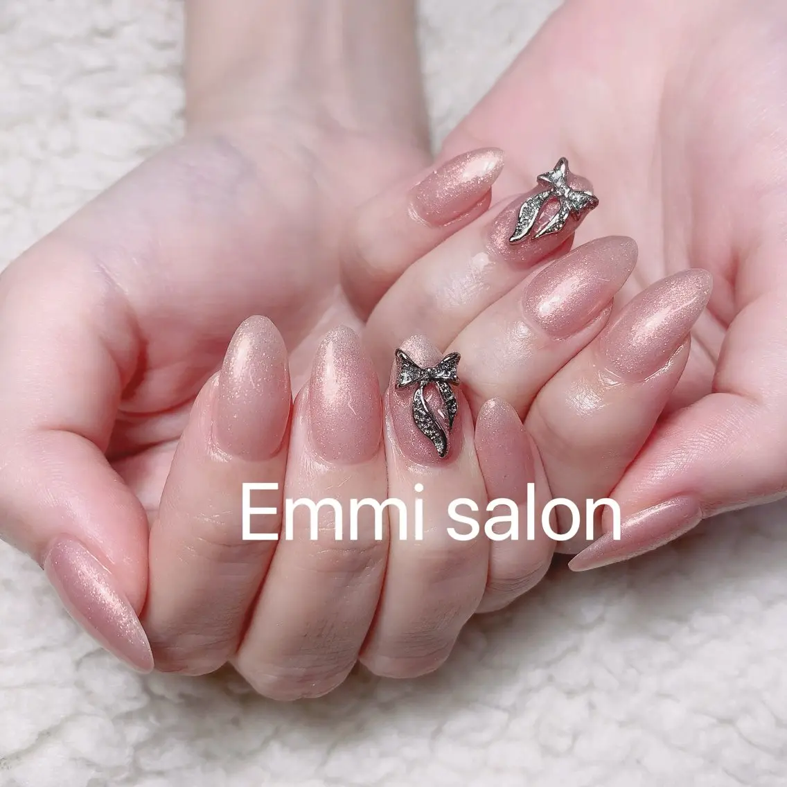 ネイル ワンカラーネイル Emmi salonのネイルデザイン