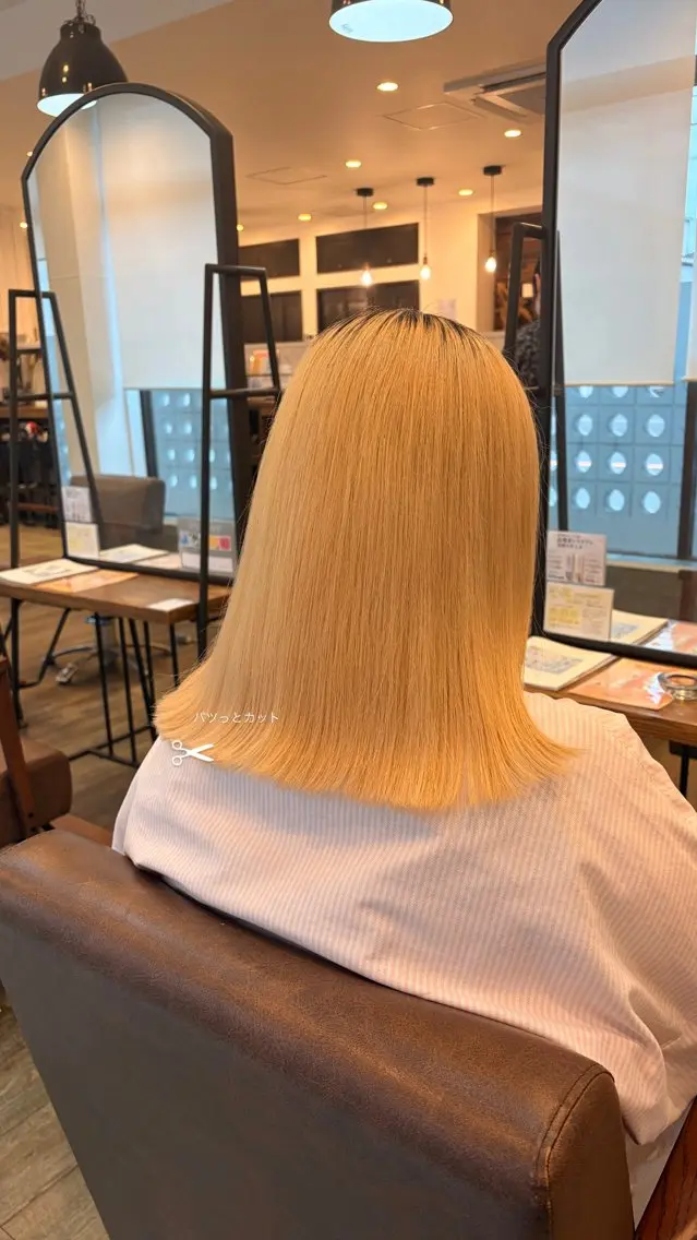 ミディアム カット ヘアカラー bisou kumiのヘアスタイル