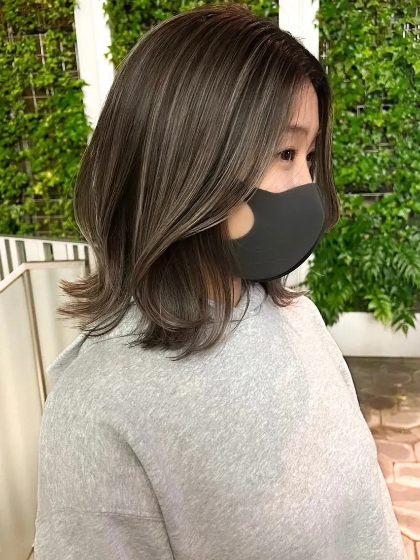 ミディアム カラー 鈴木 南のヘアスタイル