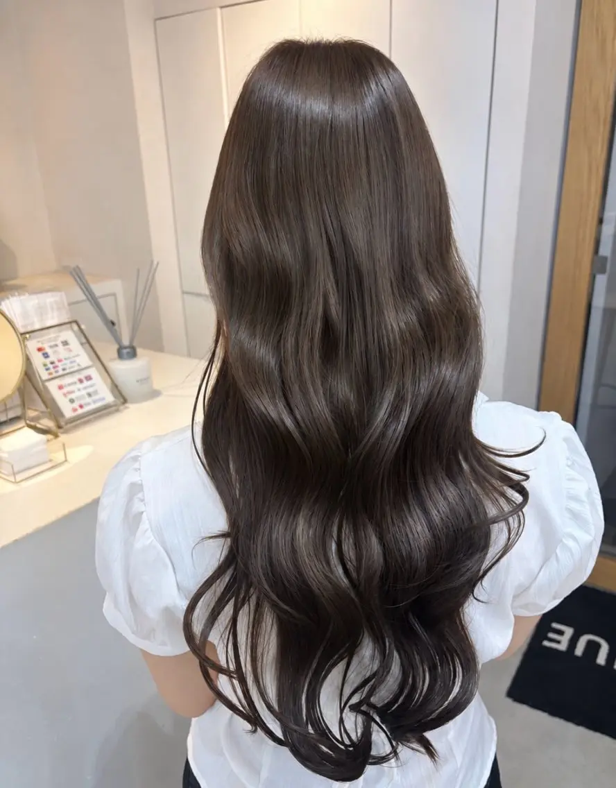 ロング ヘアカラー kira 🫧のヘアスタイル