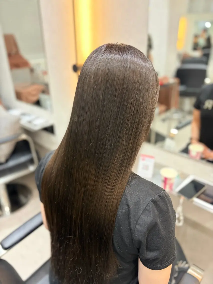 ロング REM 新宿 / 布施 有希のヘアスタイル