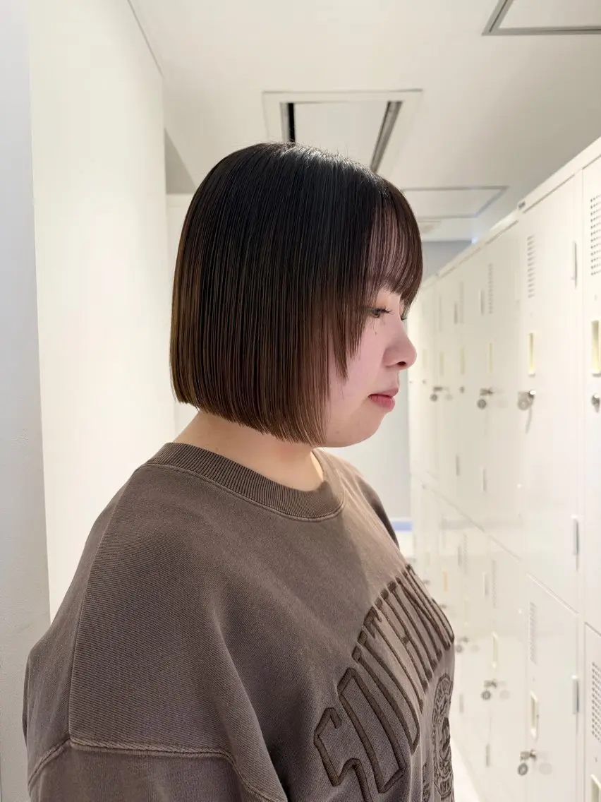 ショート ボブ 顔まわりレイヤー 顔周りカット レイヤーカット カット み うのヘアスタイル