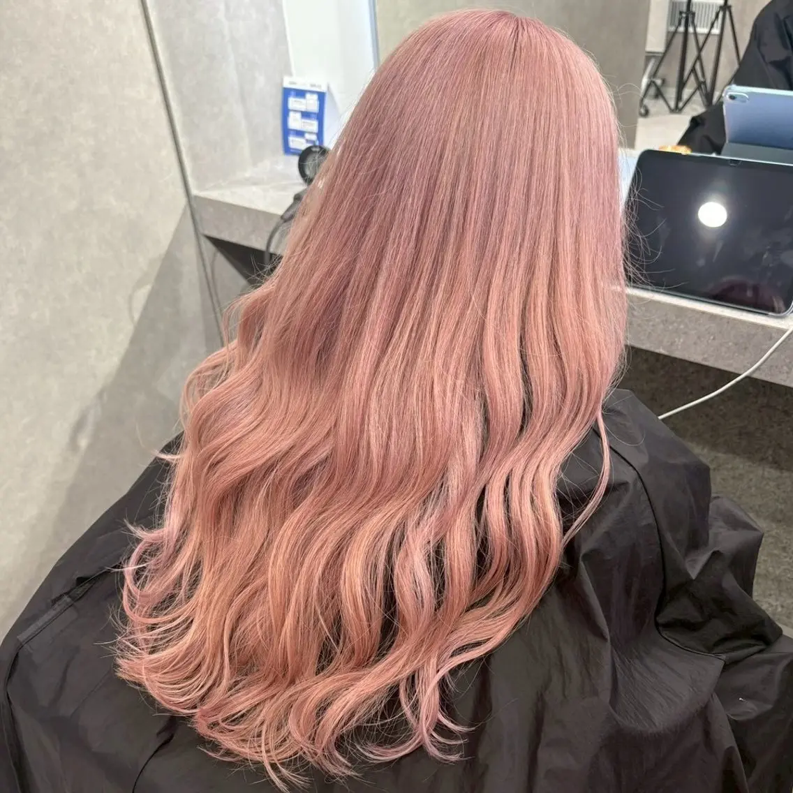 カラー ベージュカラー ピンクカラー ピンクベージュ Yoshiいろあそび 八王子/ハイトーンのヘアスタイル