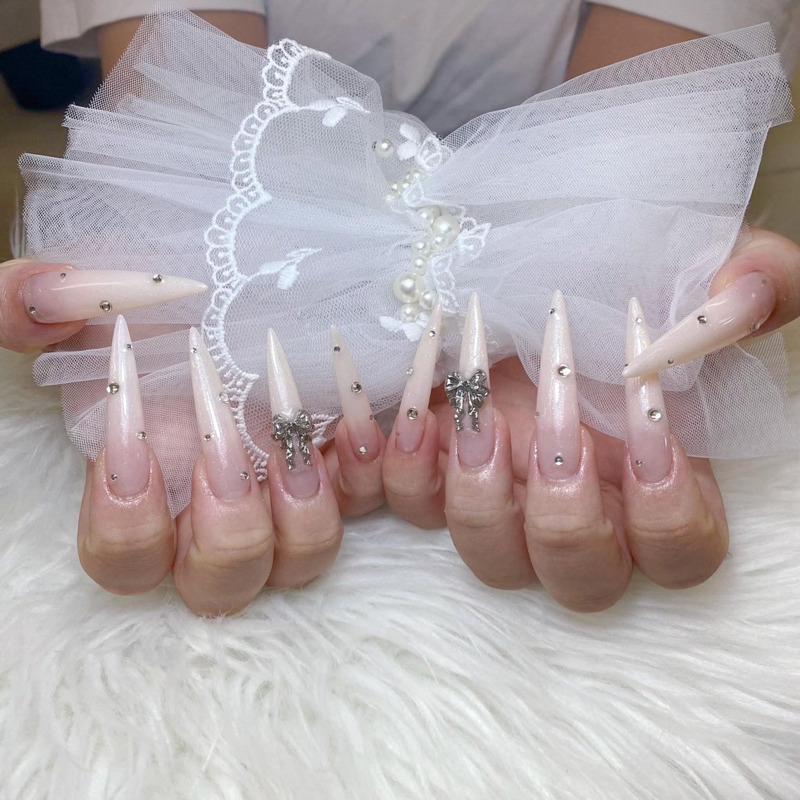 ネイル ハンドネイル ハンドケア Anh Nail 歌舞伎町のネイルデザイン