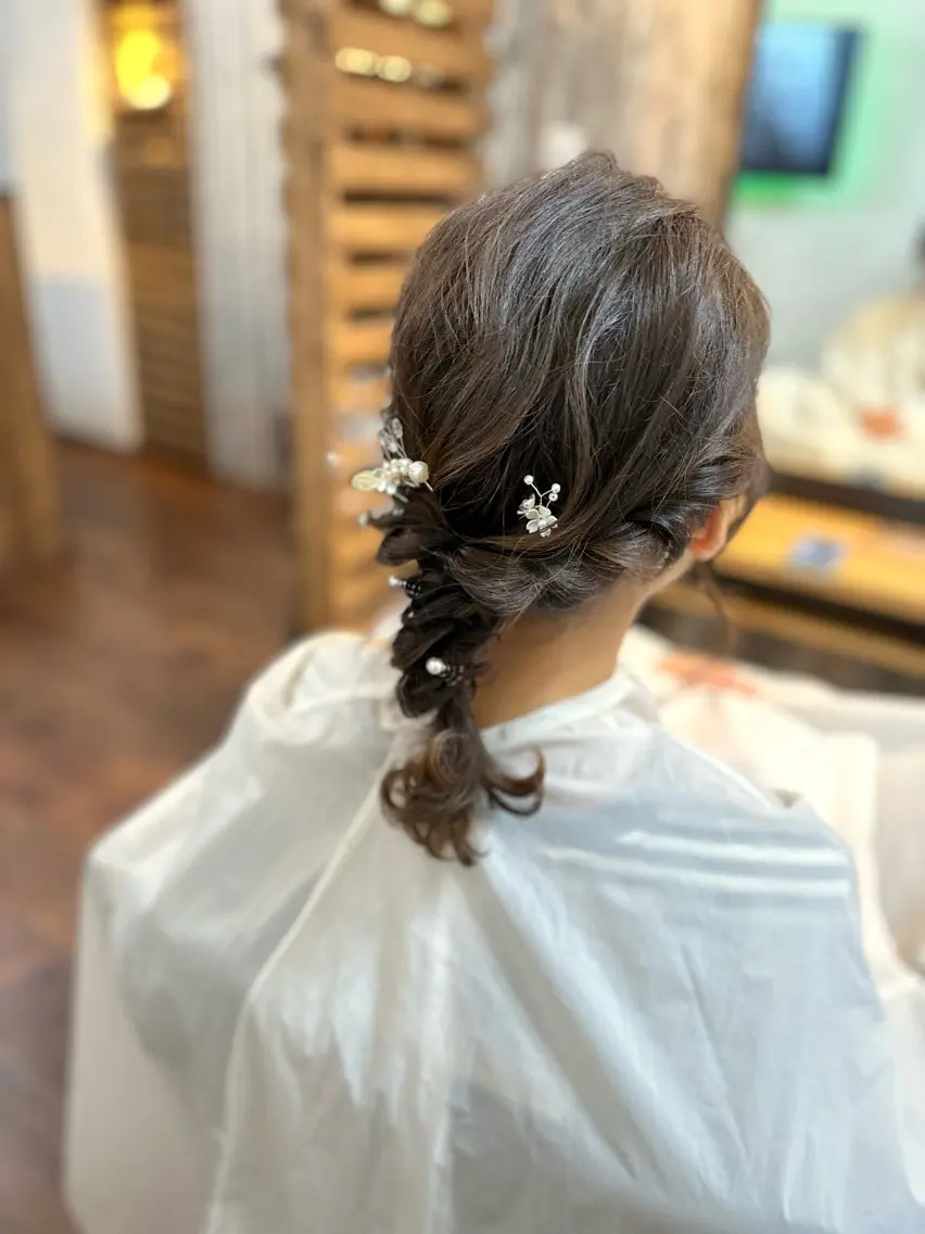 セミロング ヘアアレンジ ヘアセット Luzir⭐︎ GEN⭐︎のヘアスタイル