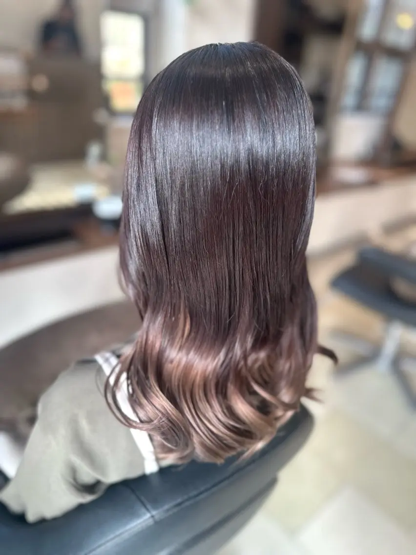 ロング カラー ヘアカラー 🩷 YUMIのヘアスタイル