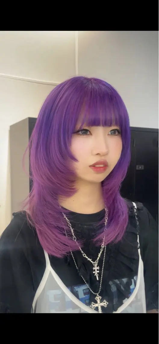 ミディアム レイヤーカット ヘアカラー トリートメント TOMIKUDA RIOのヘアスタイル