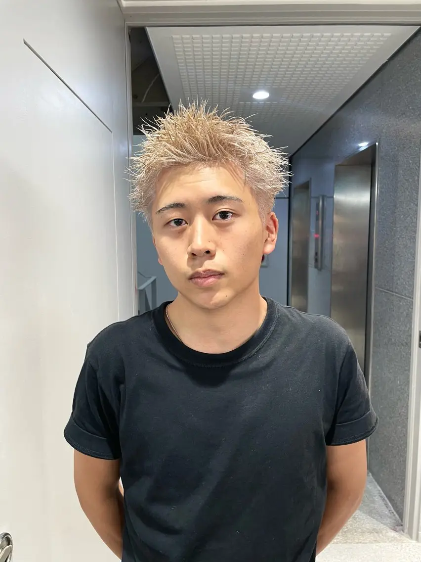 ショート カラー メンズ メンズハイトーン スパイキーショート ハイトーンカラー ショートヘア トレンド🔥メンズ 特化⚡️網野裕希のヘアスタイル