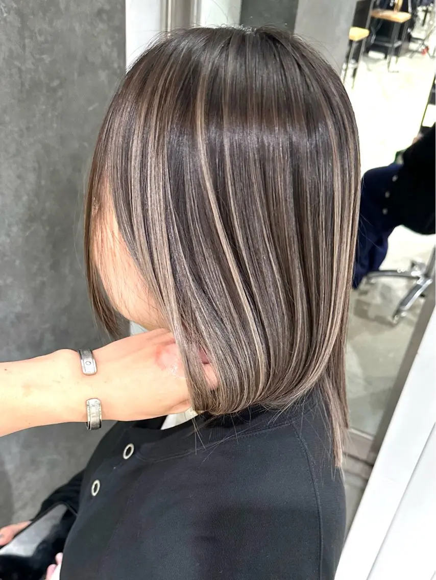 ミディアム カラー バレイヤージュ レイヤーカット ✂️大人のデザイン vivid✂️のヘアスタイル