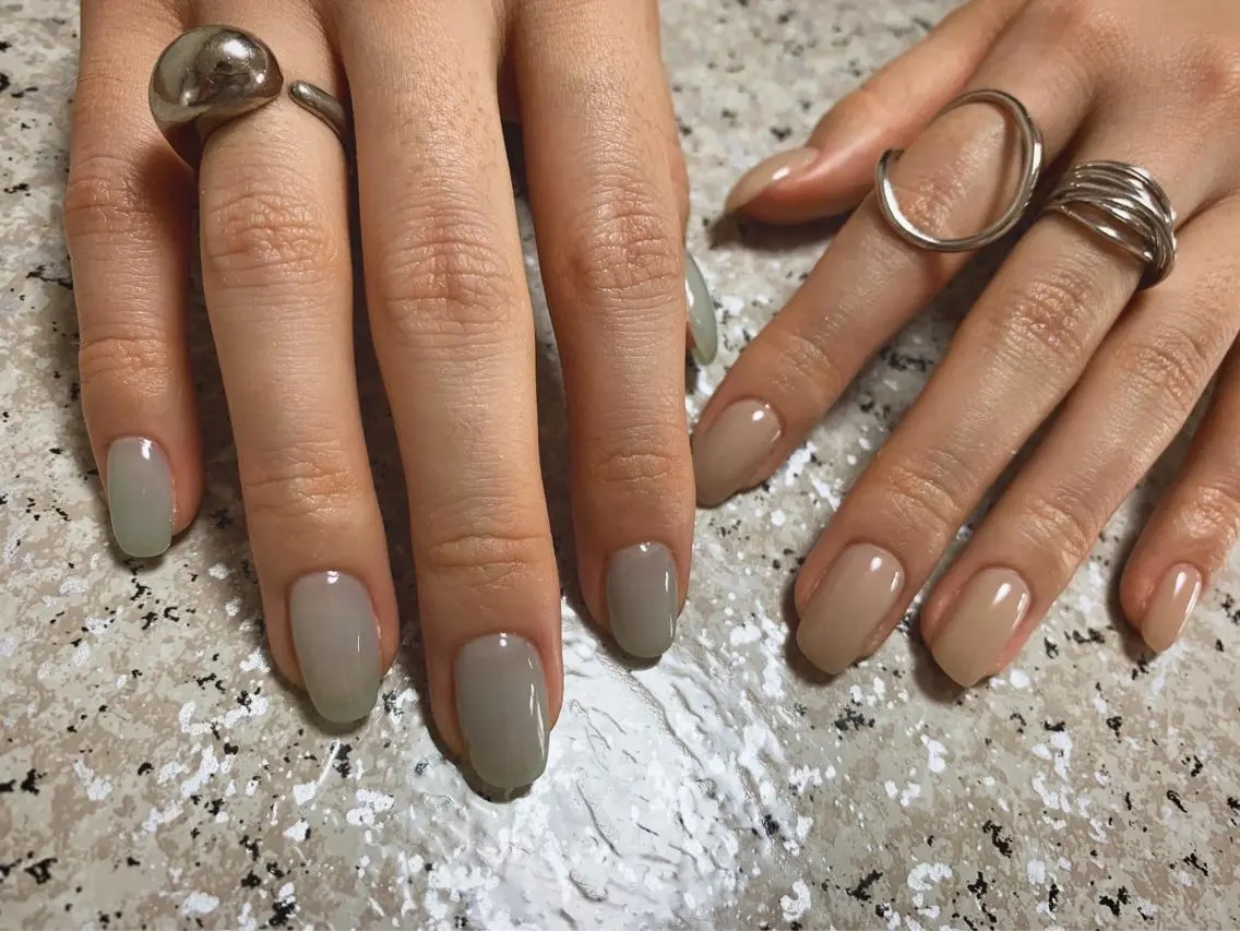 ネイル アートネイル ラメ(グリッター) 大理石ネイル(マーブル) ミラーネイル 冬ネイル ハンドネイル nail room カジカジのネイルデザイン