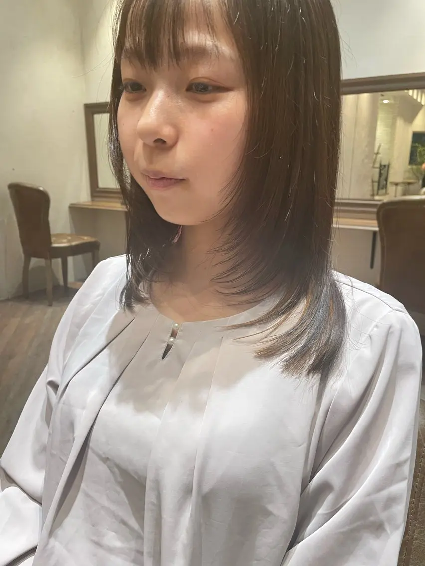 ミディアム 森 泉琴のヘアスタイル