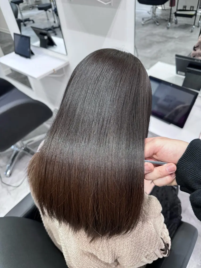ロング カラー ｶﾉﾝ🎀韓国レイヤ ー/透明感カラー🫧のヘアスタイル