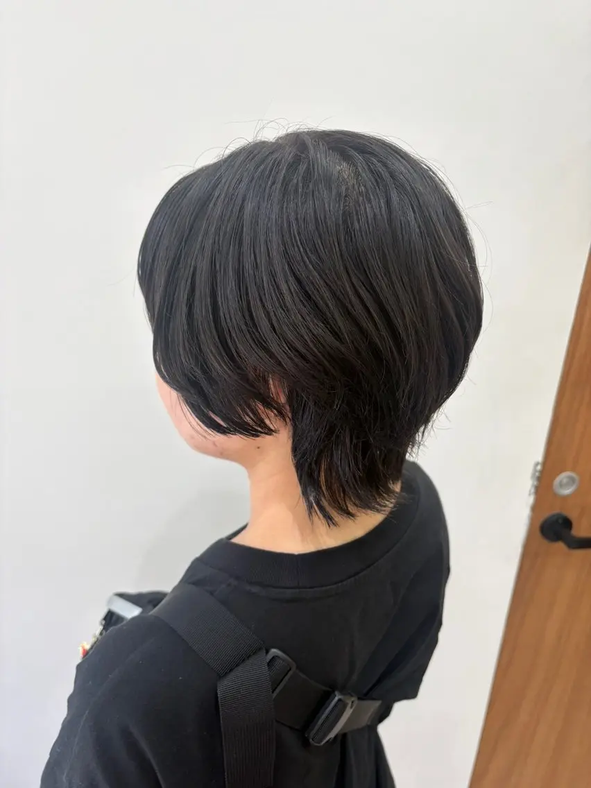 ショート ショートヘア ウルフカット カット momo / カラー、カットモデルのヘアスタイル