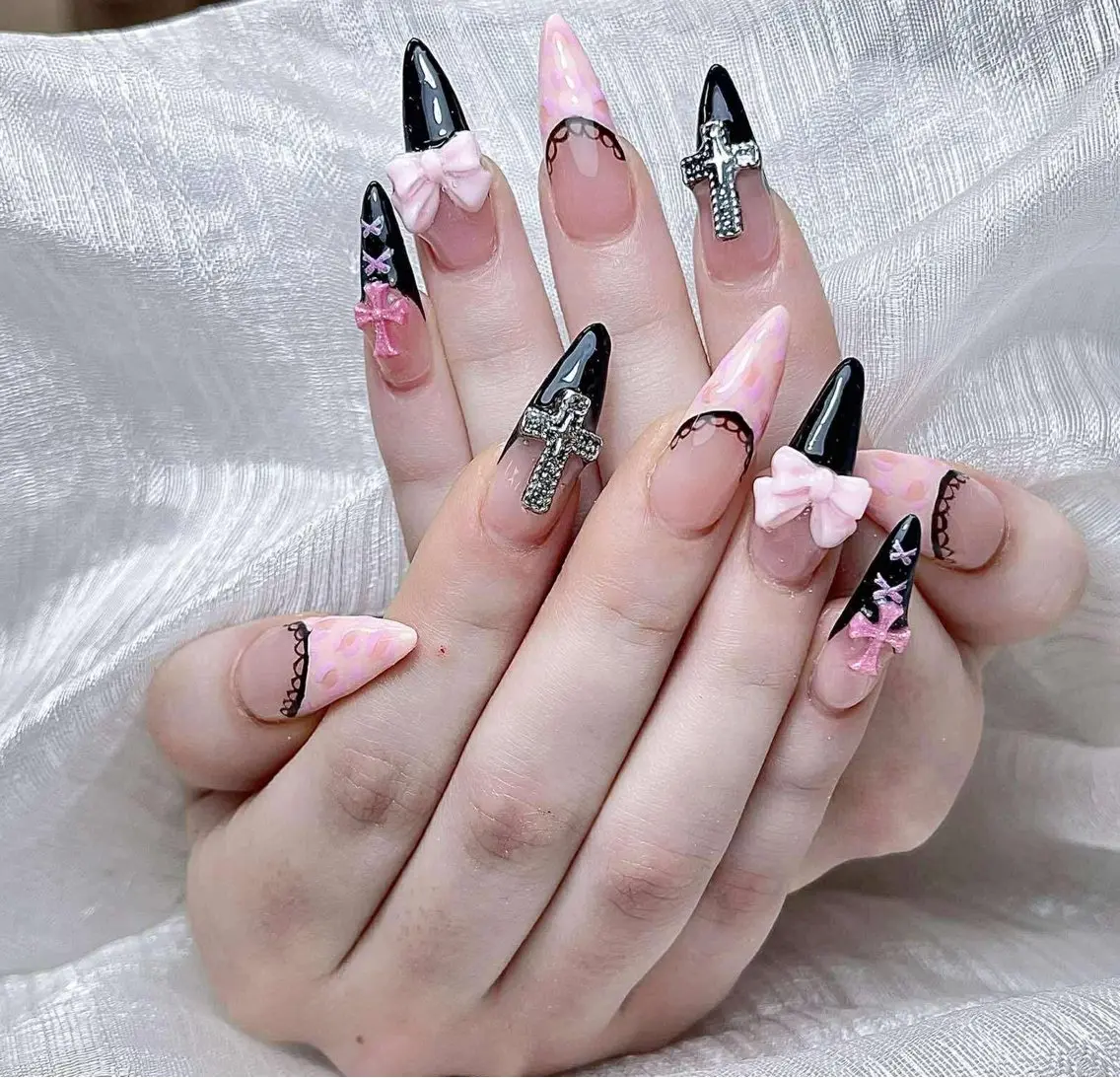 ネイル アートネイル 成人式 ジェルネイル ニュアンスネイル 夏ネイル ハンドネイル Jenn Nail Salonのネイルデザイン