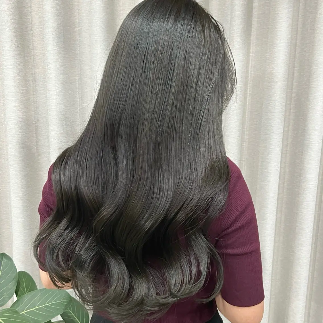 ロング カラー カット ヘアカラー トリートメント akane/オリーブ /ベージュのヘアスタイル