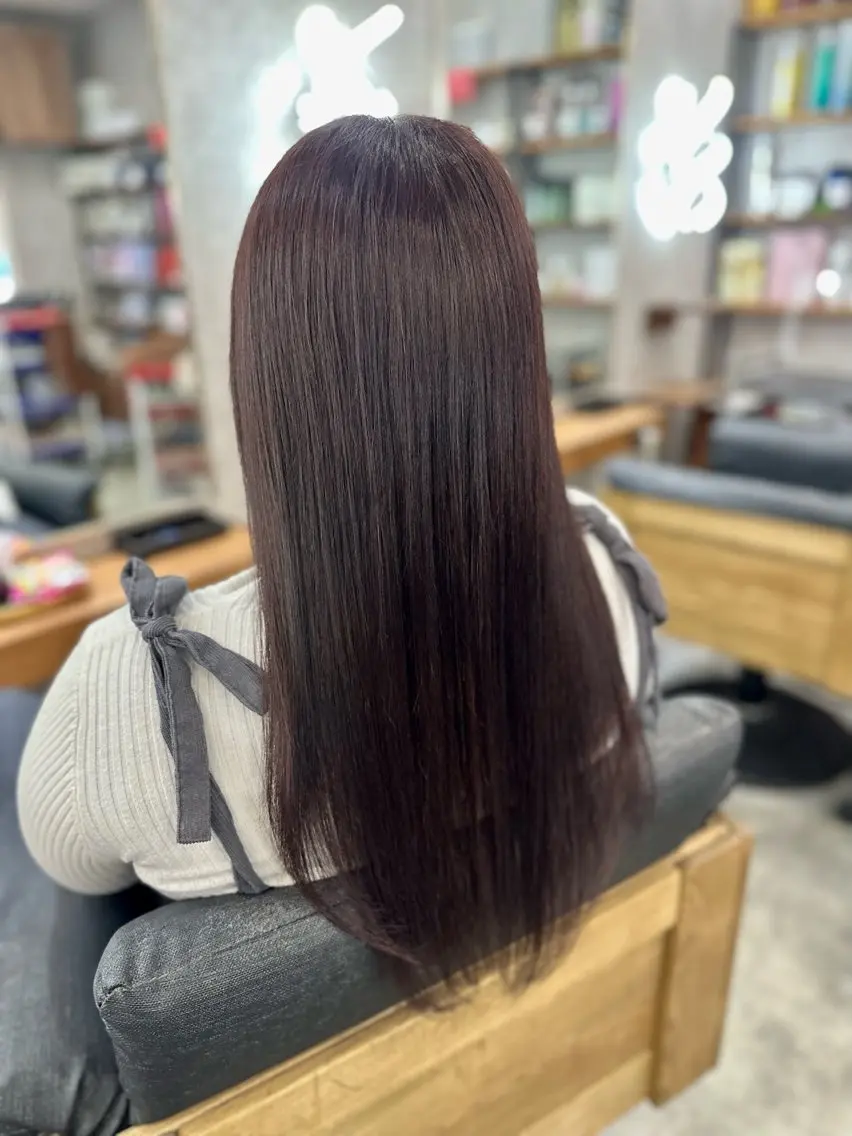 ロング ヘアカラー MOURI CHISATOのヘアスタイル