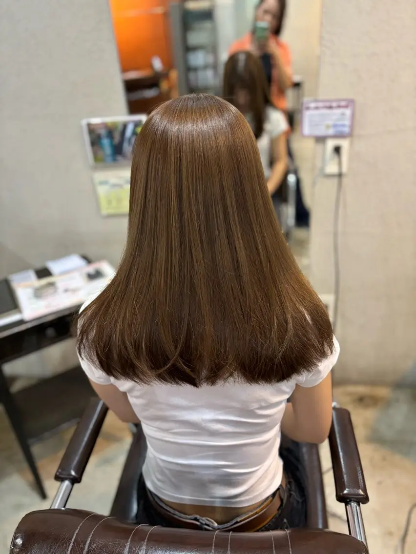 セミロング 猪瀬 純子のヘアスタイル