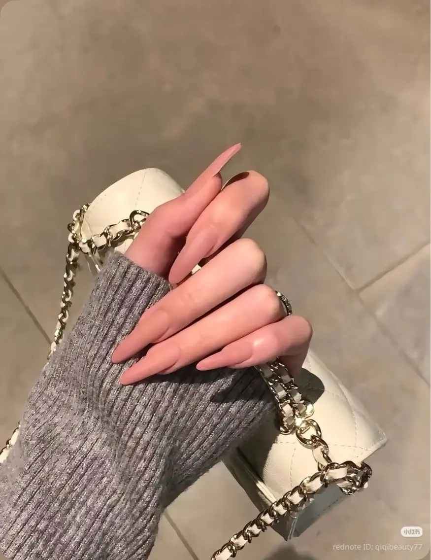 ネイル ハンドネイル ユキ Ｎailsのネイルデザイン