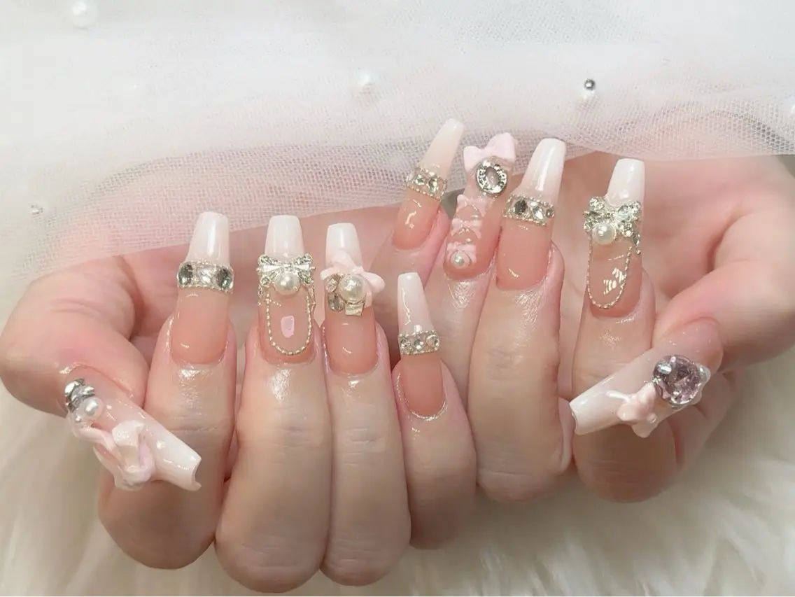 ネイル ハンドネイル mochi nailsのネイルデザイン