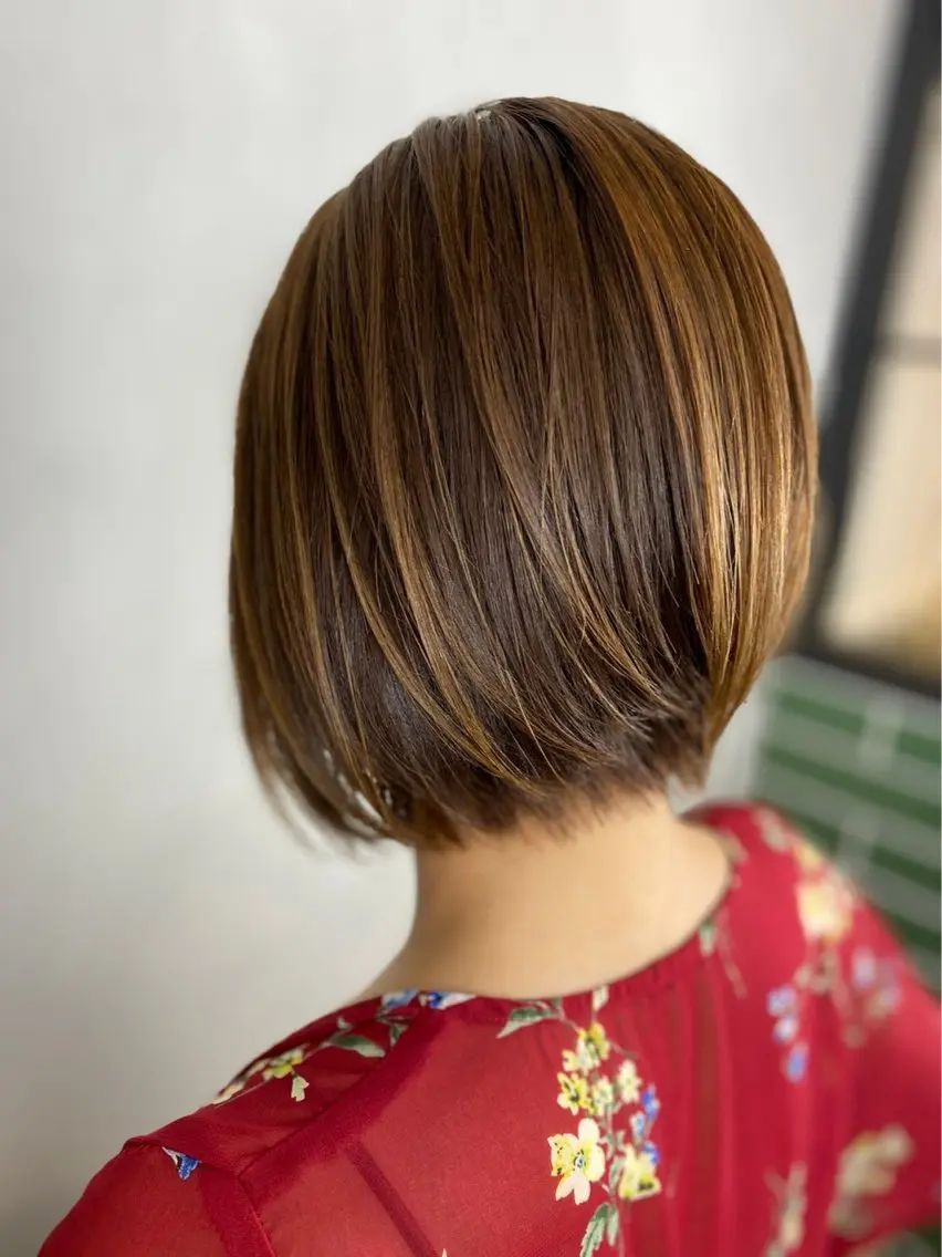ショート 前下がりボブ ショートボブ ボブ デザインカット ショートヘア カット BROCANTE立川 karasawa.nのヘアスタイル