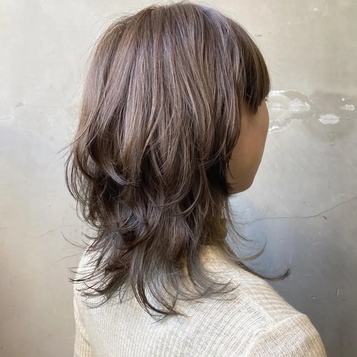 ミディアム カラー ヘアカラー トリートメント 牛山 静香のマツエク・マツパデザイン