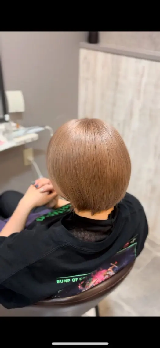 ショート カラー ヘアカラー トリートメント 平瀬 胡桃のヘアスタイル