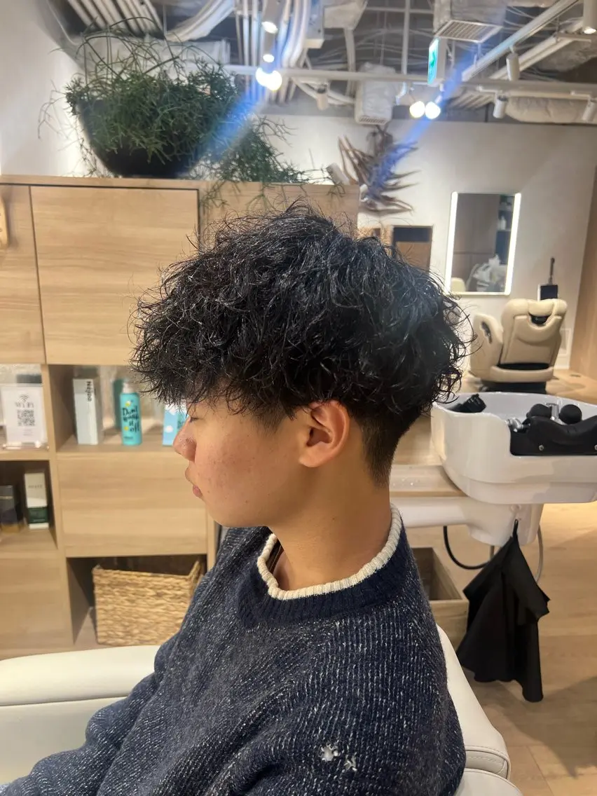 ショート パーマ メンズ カット パーマ 梅田茶屋町メンズ 専門美容師 山元一平のヘアスタイル