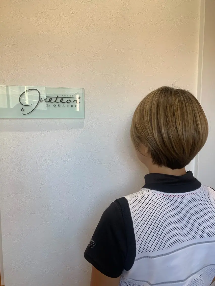 ショート ショートボブ ボブ ハイライト ショートヘア カット Meteor 店長 祝田涼太のヘアスタイル