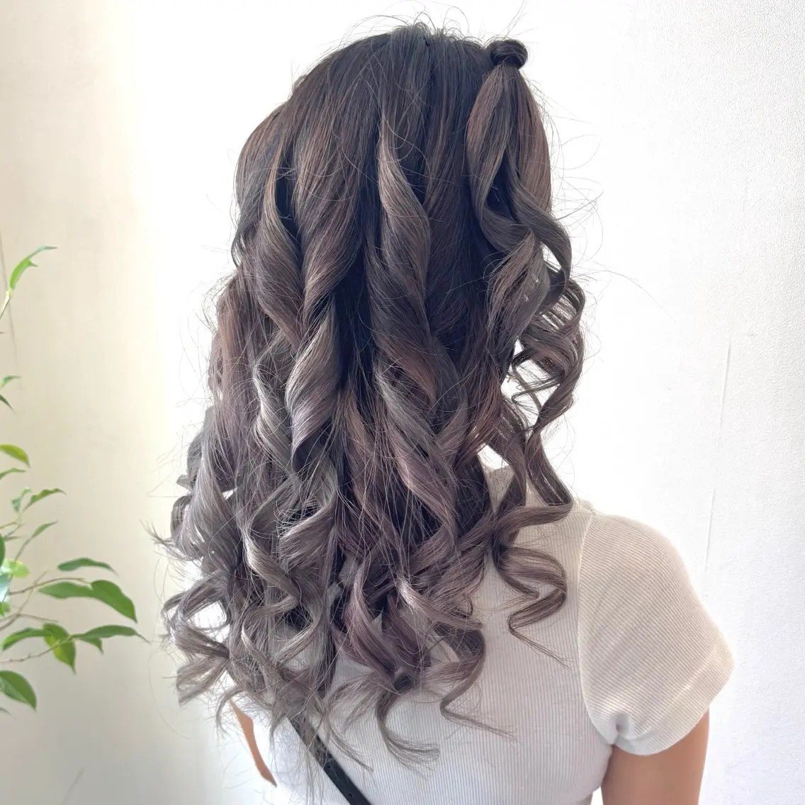 ロング ロング ヘアセット ヘアメ🎀ハイトーン 🩵エクステ🪄しほのヘアスタイル