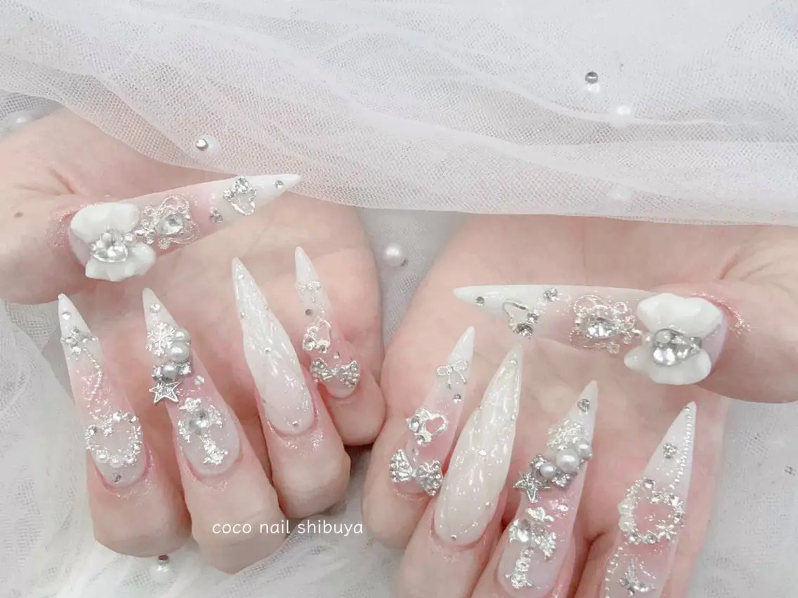 ネイル 長さ出し 韓国ネイル ロングネイル 持ち込み スーパーロングネイル ハンドネイル CoCo Nail 長さ出し専門店のネイルデザイン