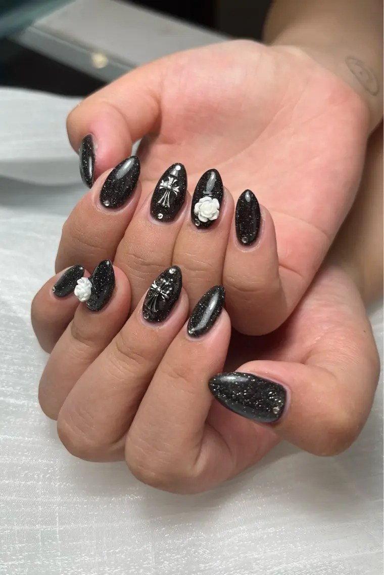 ネイル muga-nail ERIKAのネイルデザイン