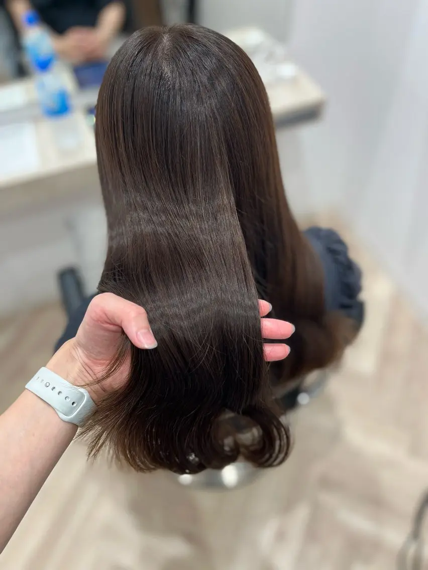 ロング カラー ブラウンカラー オリーブブラウン 🫧ぷる艶カラー🫧 Yuubi🦩のヘアスタイル