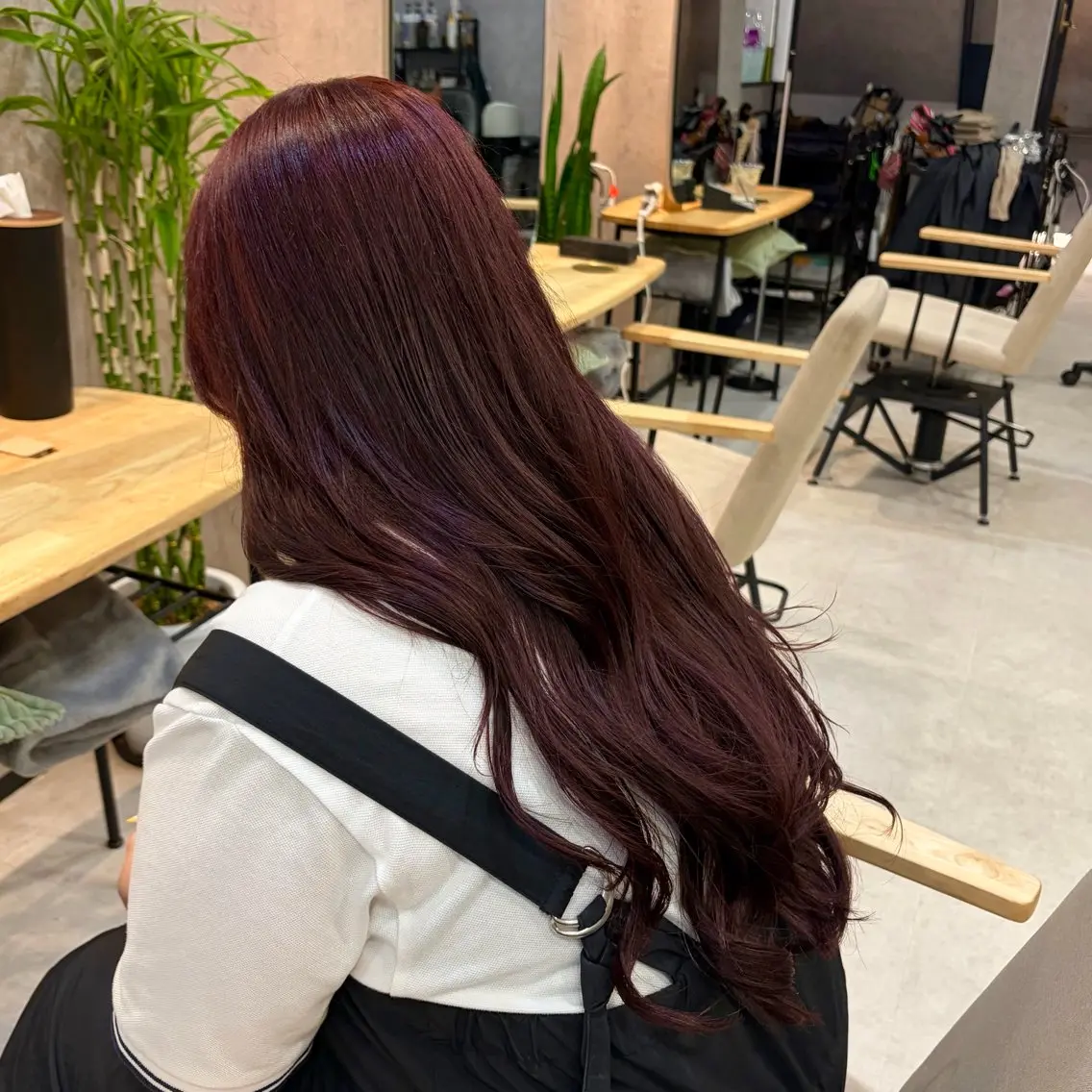 ロング カラー ヘアカラー HAILEY/ 富田実桜のヘアスタイル