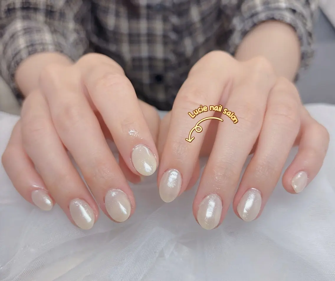 ネイル フレンチネイル ジェルネイル グラデーション 持ち込み オフィスネイル ハンドネイル LUCIE NAILのネイルデザイン