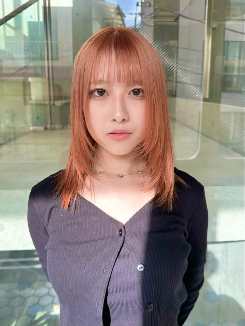 ミディアム カラー カット ヘアカラー トリートメント kai .のヘアスタイル