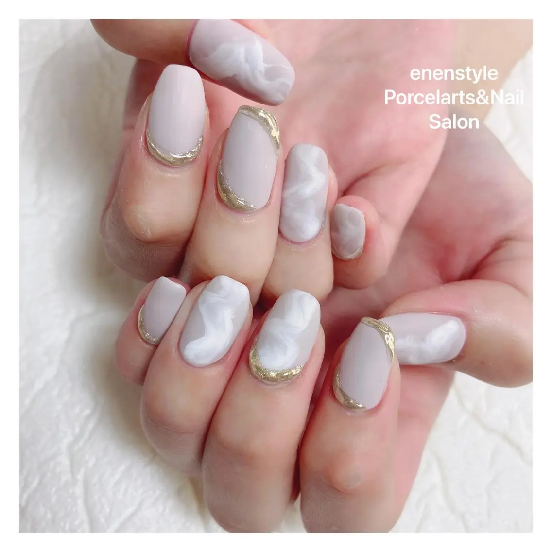 ミディアム ネイル ハンドネイル 🐾enen style 🐾のネイルデザイン