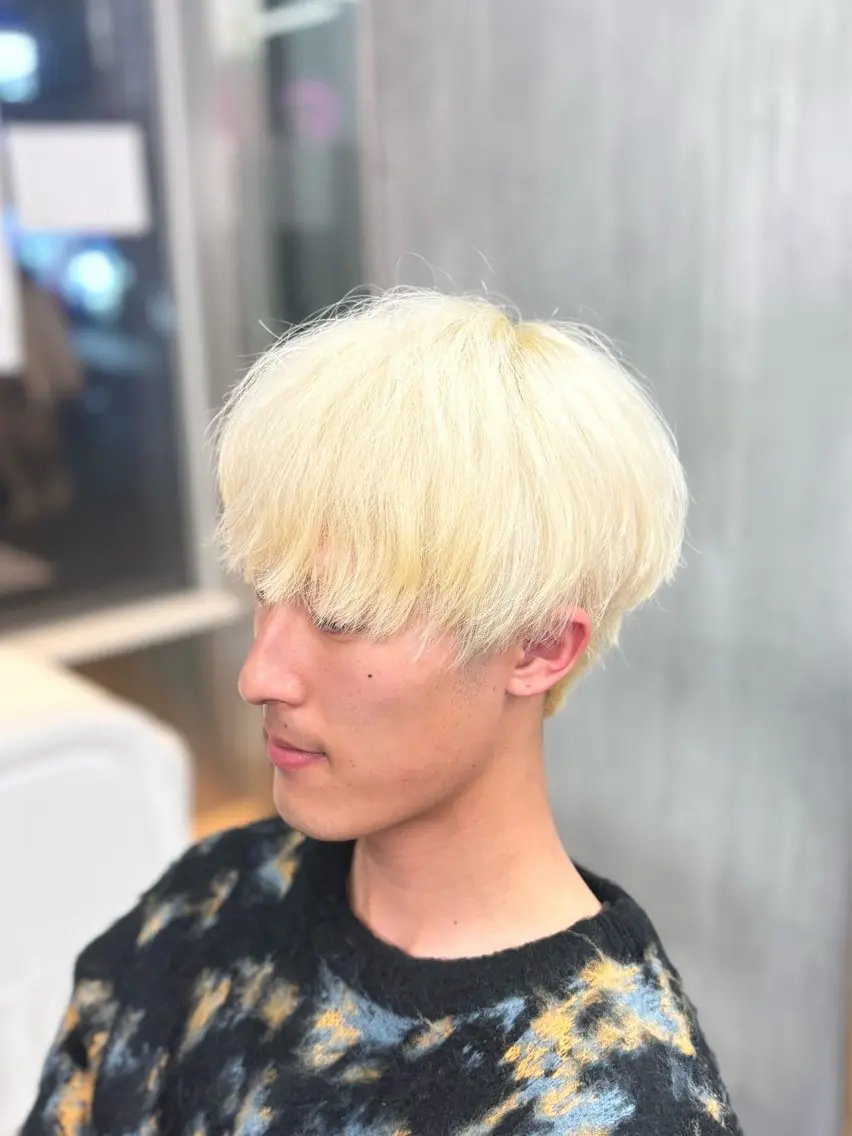 カラー メンズ メンズブリーチ メンズハイトーン メンズインナーカラー ベージュカラー ブリーチ ヘアカラー 🕊️カズヤ/ ハイトーン🕊️のヘアスタイル