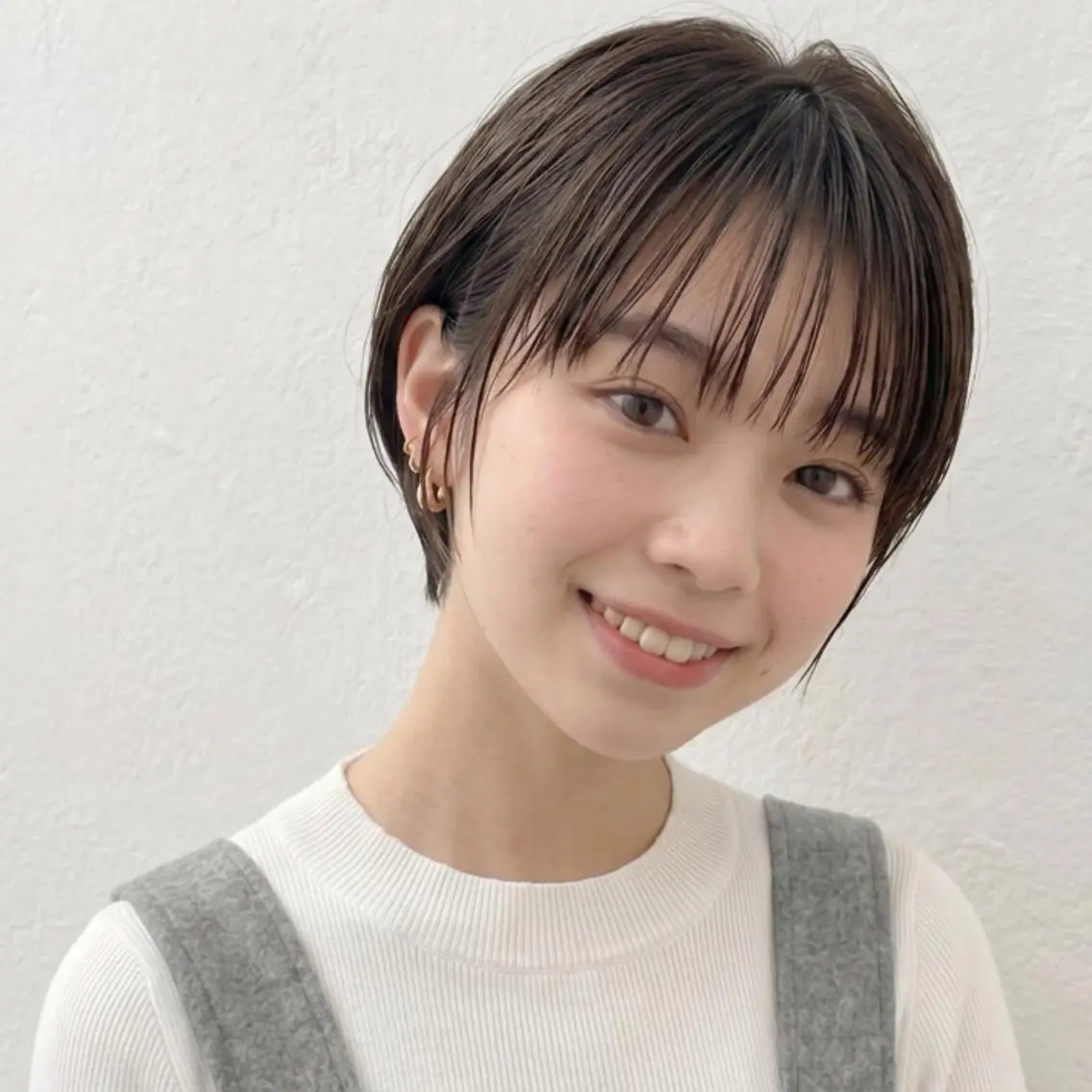 ショート 透明感カラー✨ よしの じろうのヘアスタイル