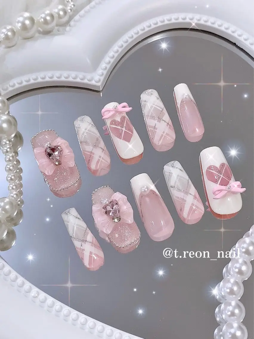 ネイル フレンチネイル ガーリー ハート ロングネイル ピンク ハンドネイル 3Dアートネイル💗 都築レナのネイルデザイン